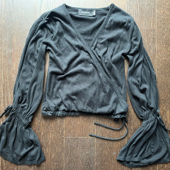 MinkPink Low-cut Open-Long Sleeve XSmall - Picture 5 of 11